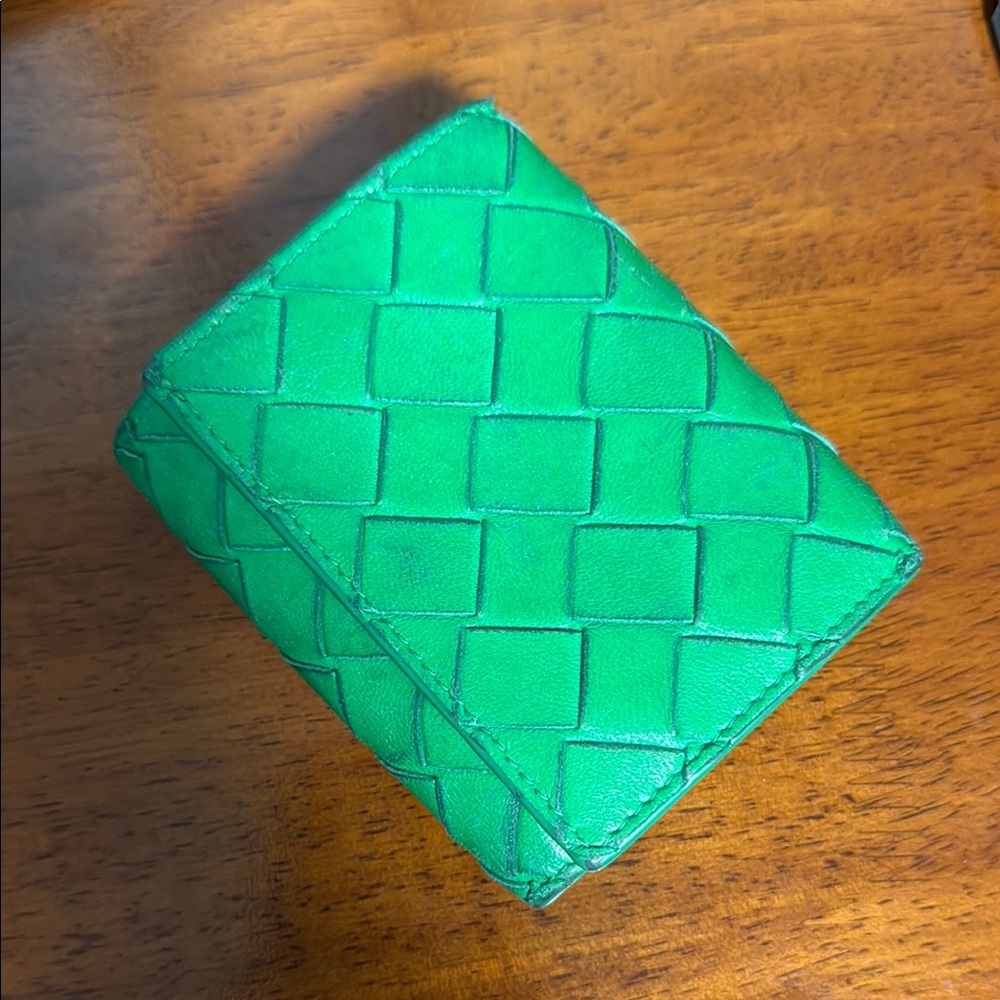 Bottega Veneta Green Woven Leather Wallet